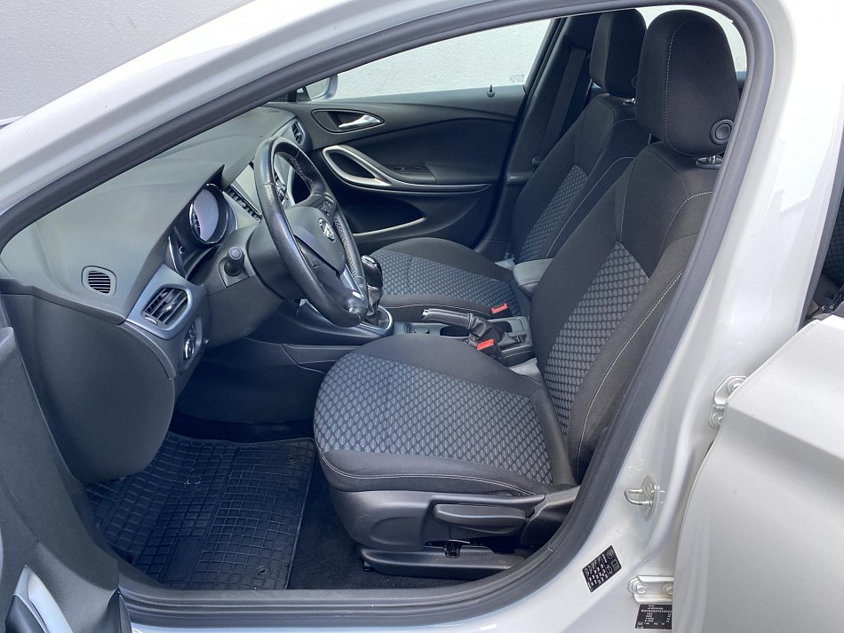 Opel Astra 1.6 CDTi Enjoy