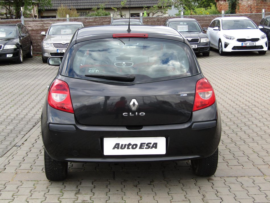 Renault Clio 1.2 i 