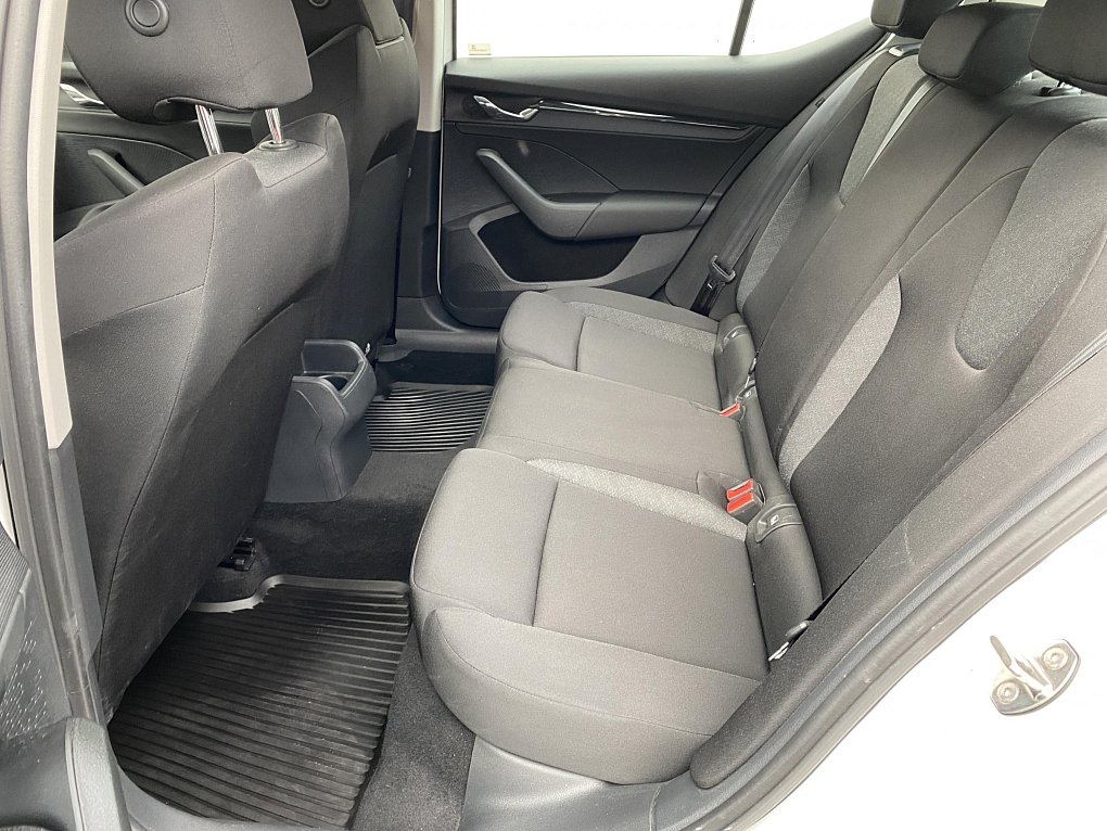 Škoda Octavia IV 1.5TSi e-TEC Active