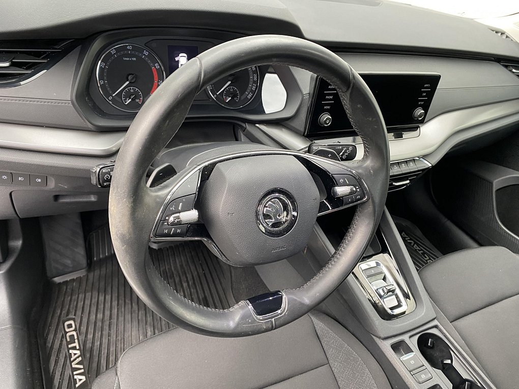Škoda Octavia IV 1.5TSi e-TEC Active