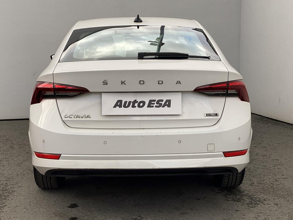 Škoda Octavia IV 1.5TSi e-TEC Active