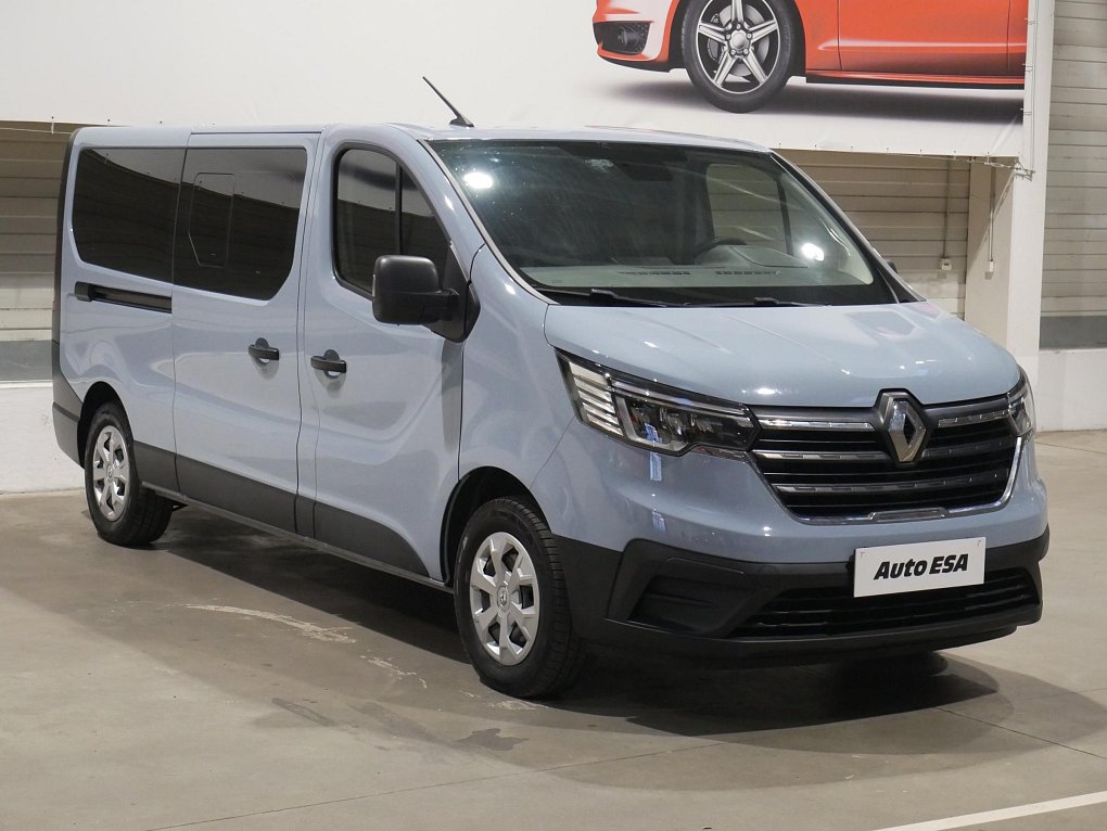 Renault Trafic 2.0dCi  L2 8míst