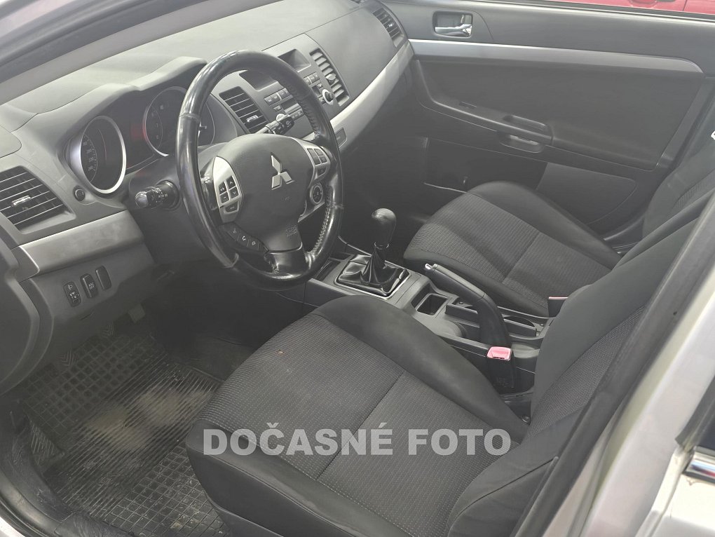 Mitsubishi Lancer 1.8i 