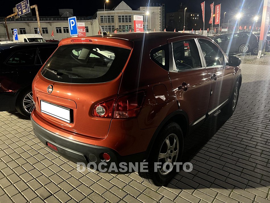 Nissan Qashqai 2.0i 