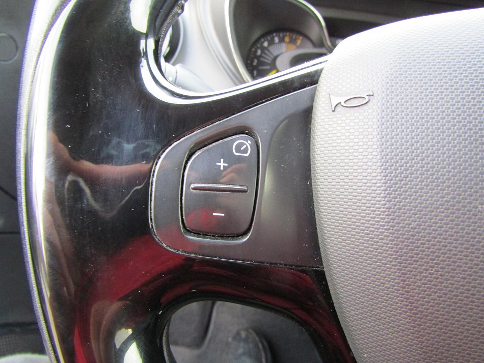 Renault Captur 1.2 TCe Intense