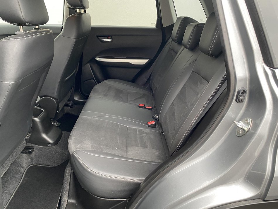 Suzuki Vitara 1.6 VVT Elegance