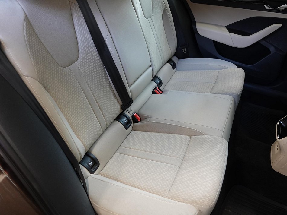 Škoda Octavia IV 1.0TSi 