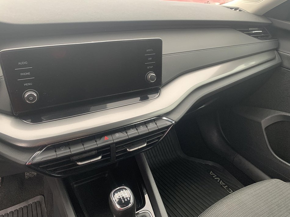 Škoda Octavia IV 1.5TSi 