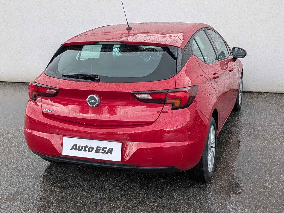 Opel Astra 1.2 PT  +