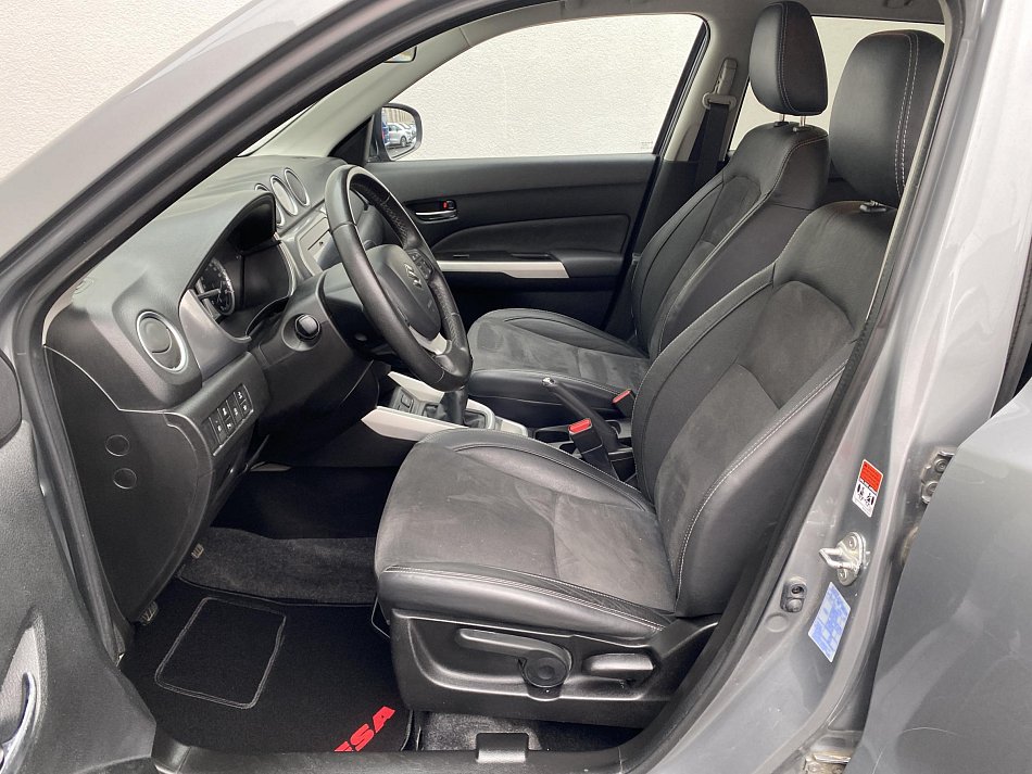 Suzuki Vitara 1.6 VVT Elegance