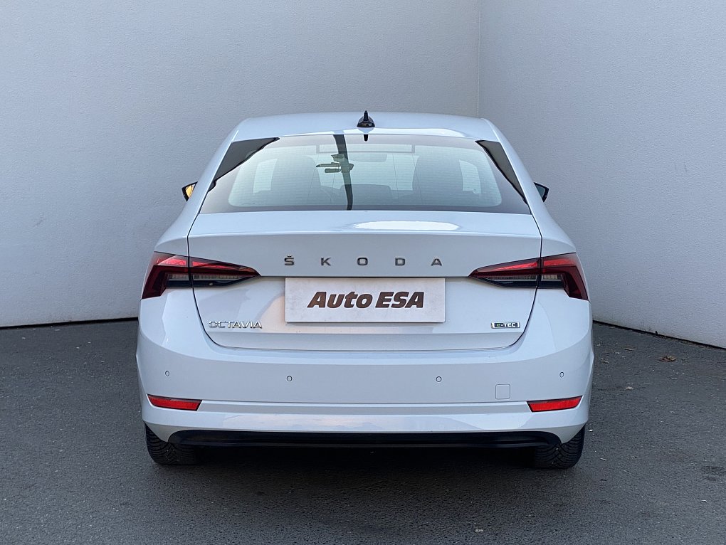 Škoda Octavia IV 1.0 e-TEC Ambition