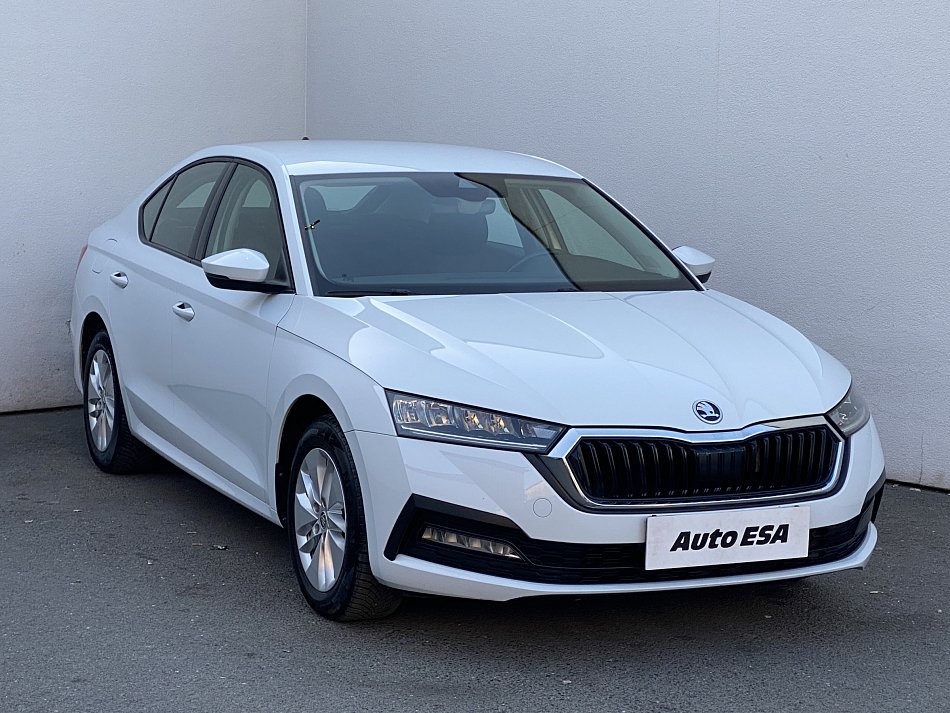 Škoda Octavia IV 1.0 e-TEC Ambition