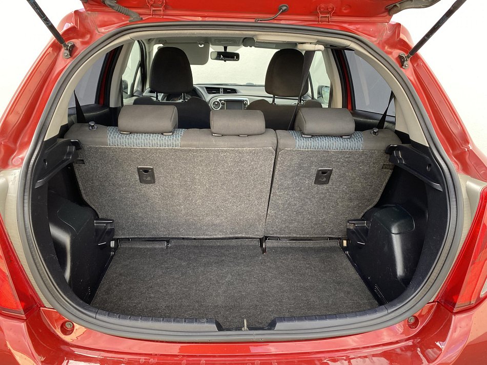 Toyota Yaris 1.3VVT-i 