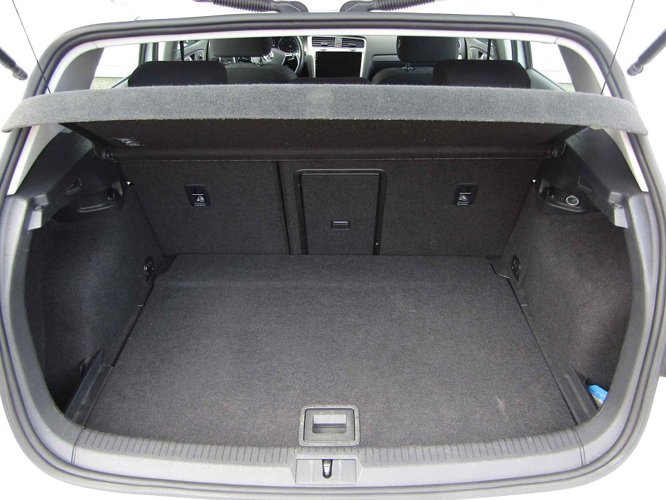 Volkswagen Golf 1.2 TSI 