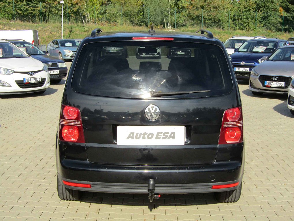 Volkswagen Touran 1.9 TDi 
