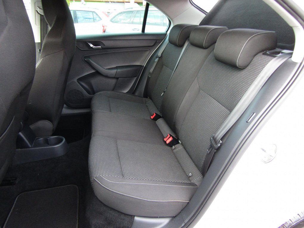 Škoda Rapid 1.6 TDi Sport