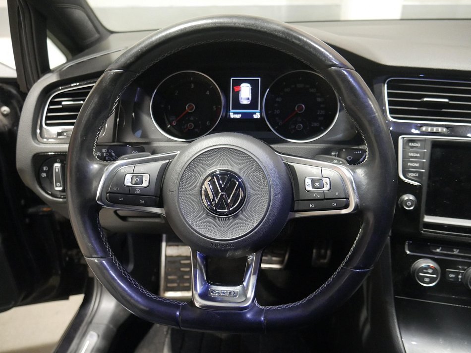 Volkswagen Golf 2.0 TDi GTD