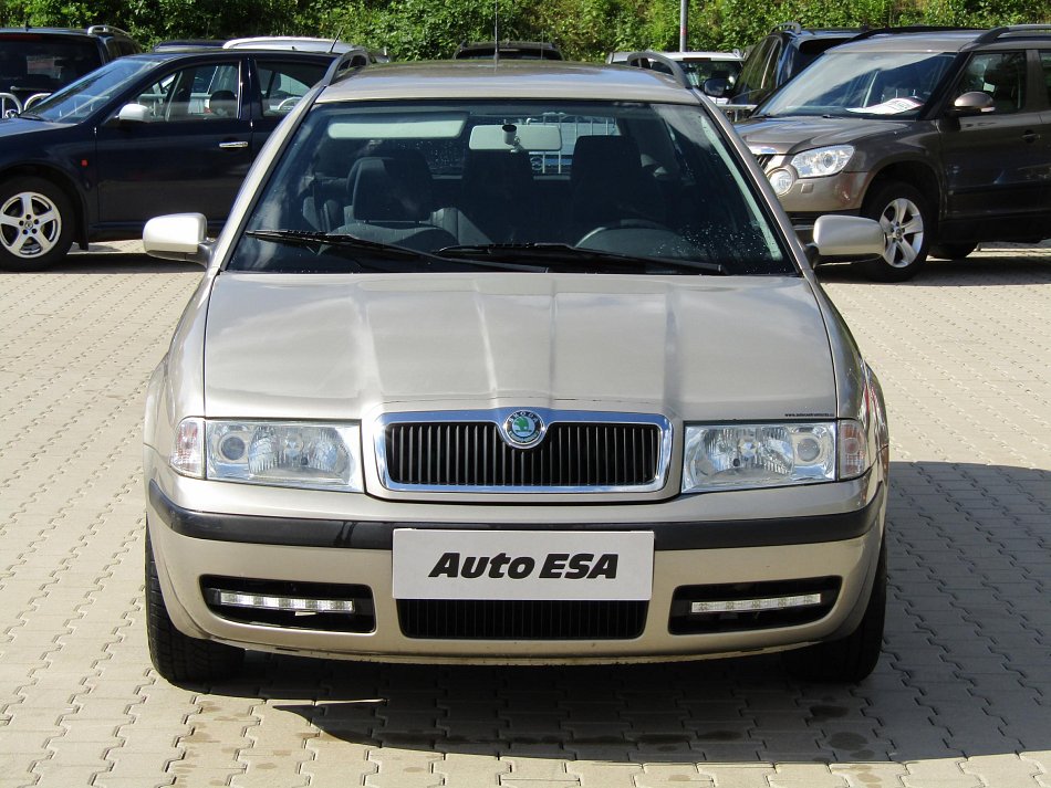 Škoda Octavia 1.6 i 
