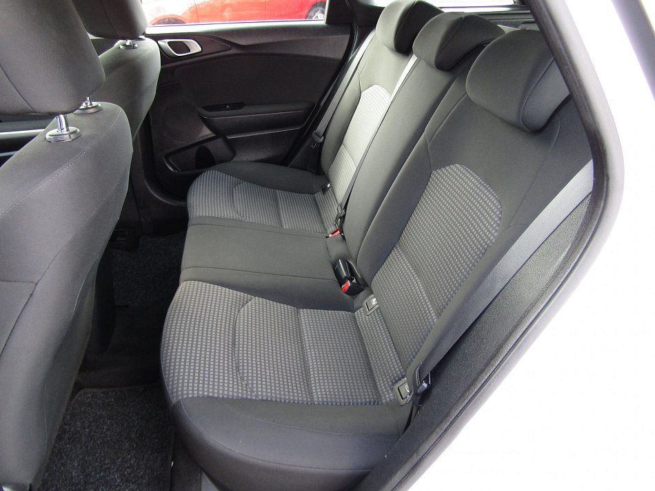 Kia Ceed 1.6 CRDi 