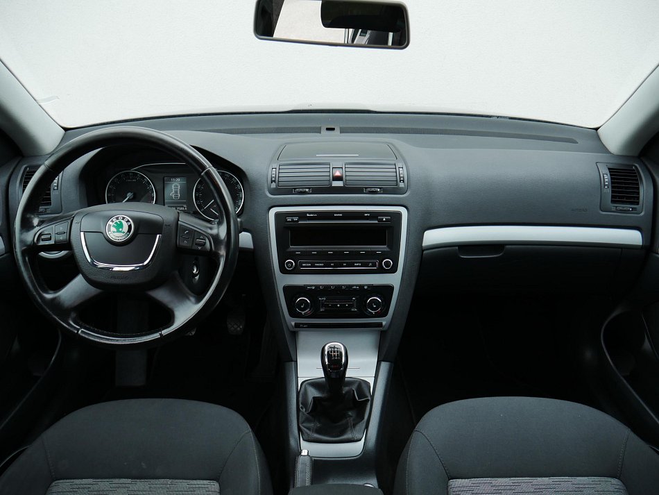 Škoda Octavia II 2.0TDi Elegance 4x4