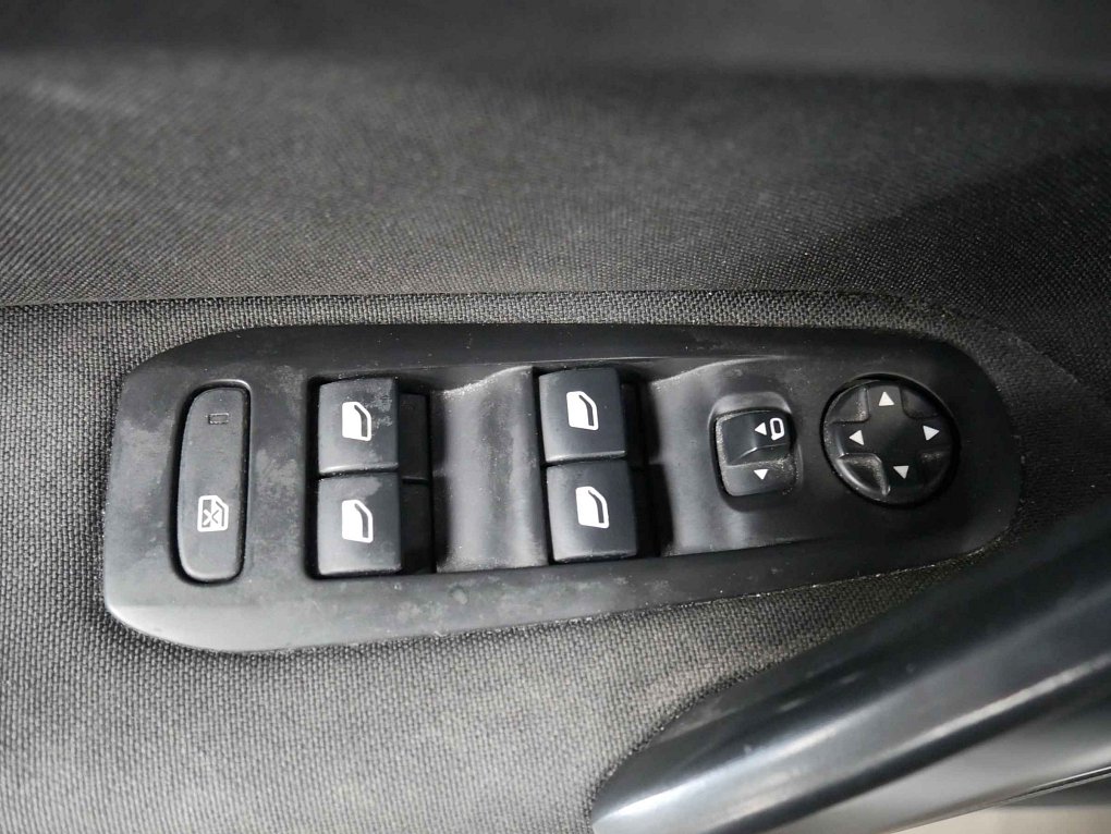 Peugeot 308 1.5HDi 