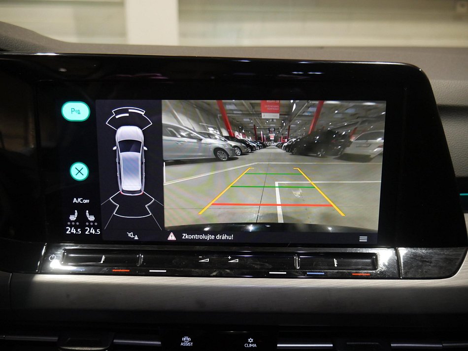 Volkswagen Golf 1.5 TSi 