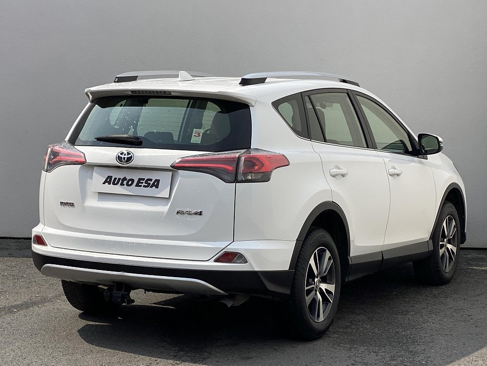 Toyota RAV4 2.0 D-4D 