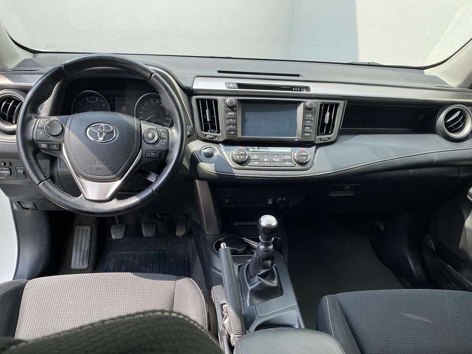 Toyota RAV4 2.0 D-4D 