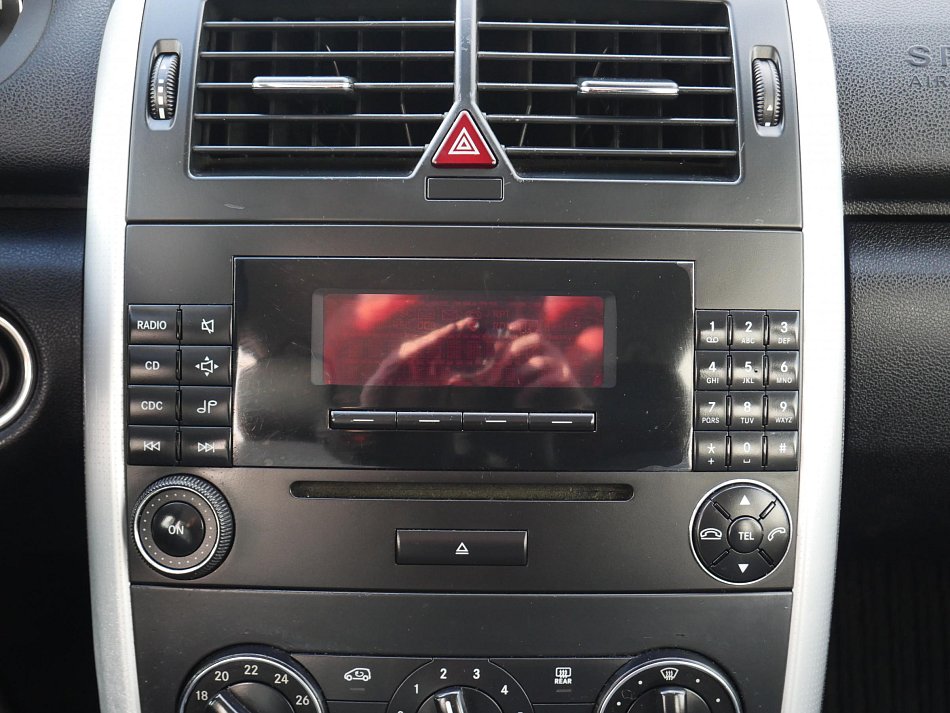 Mercedes-Benz Třída A 1.7i 