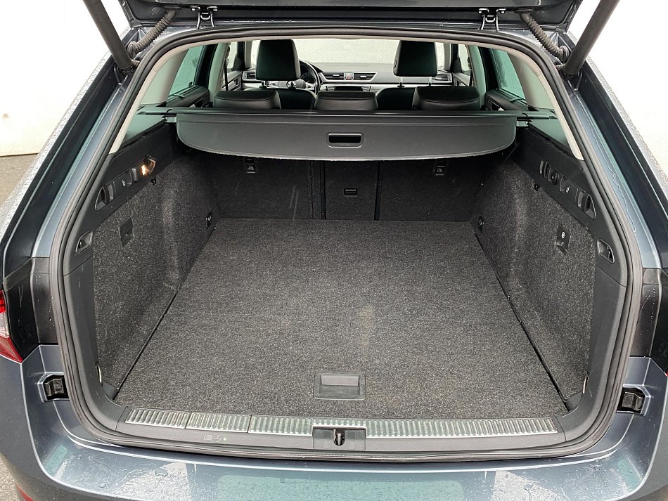 Škoda Superb III 2.0 TDi Style 4x4