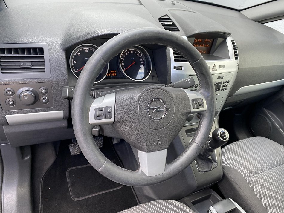 Opel Zafira 1.7 CDTi  7míst