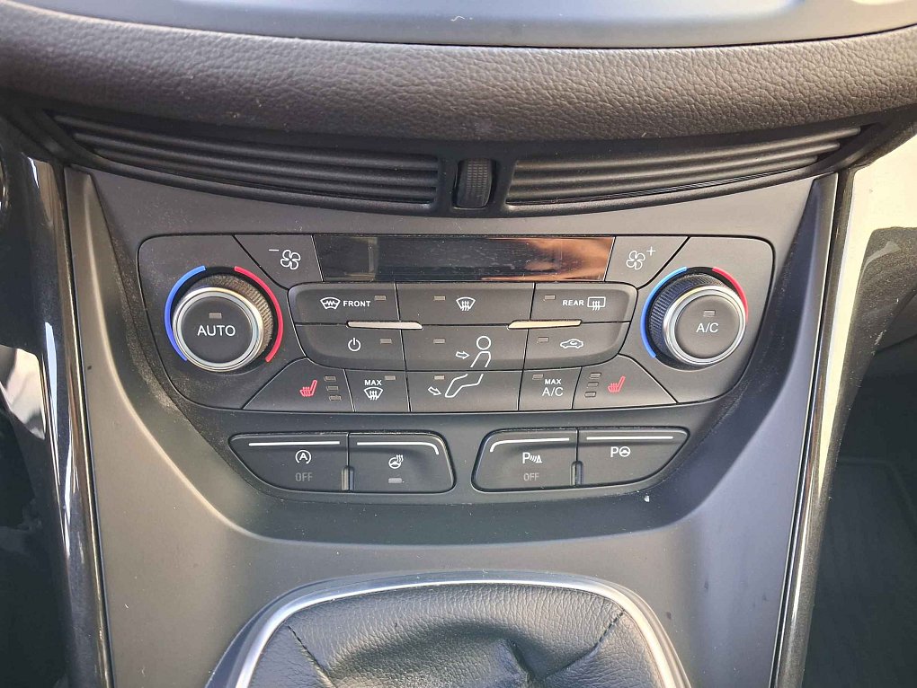 Ford Kuga 1.5 EB Titanium
