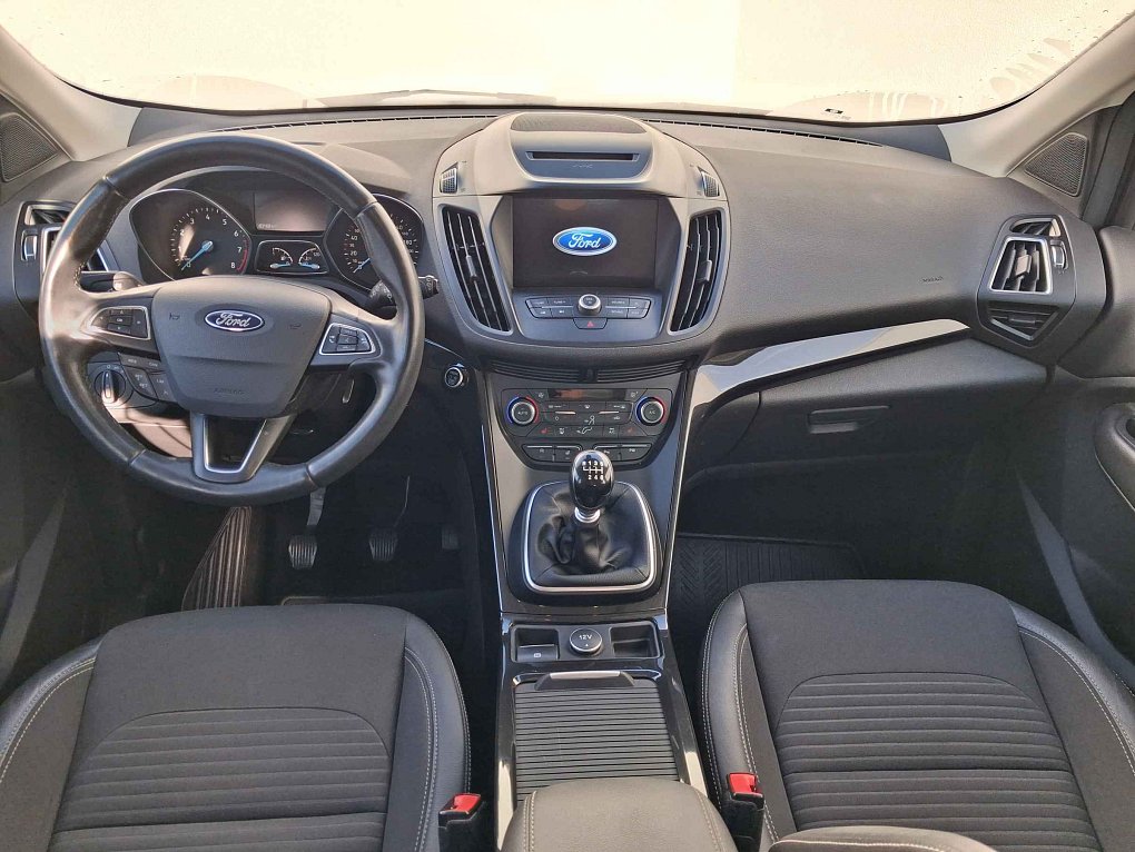 Ford Kuga 1.5 EB Titanium
