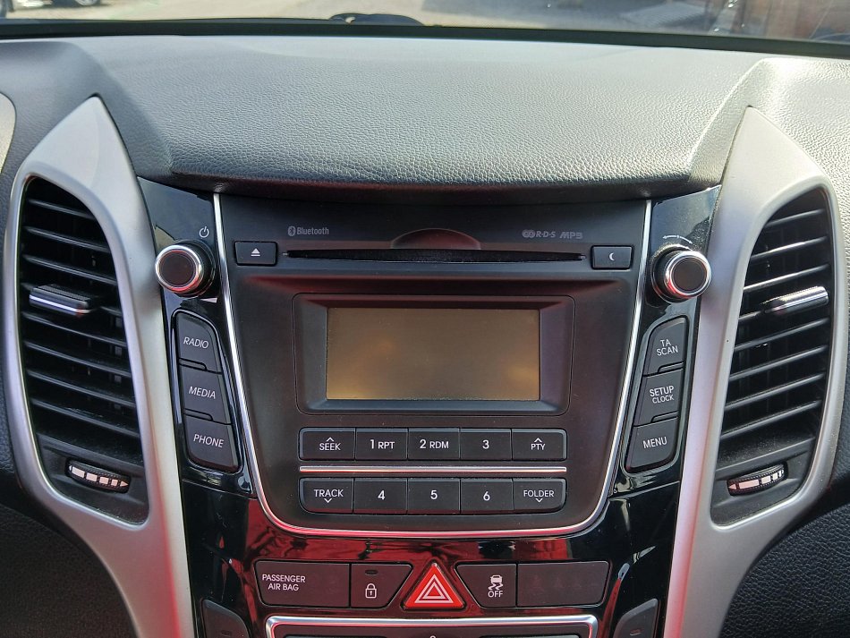 Hyundai I30 1.6i 