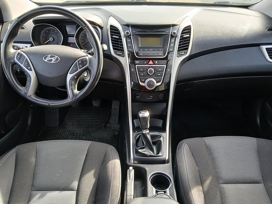Hyundai I30 1.6i 