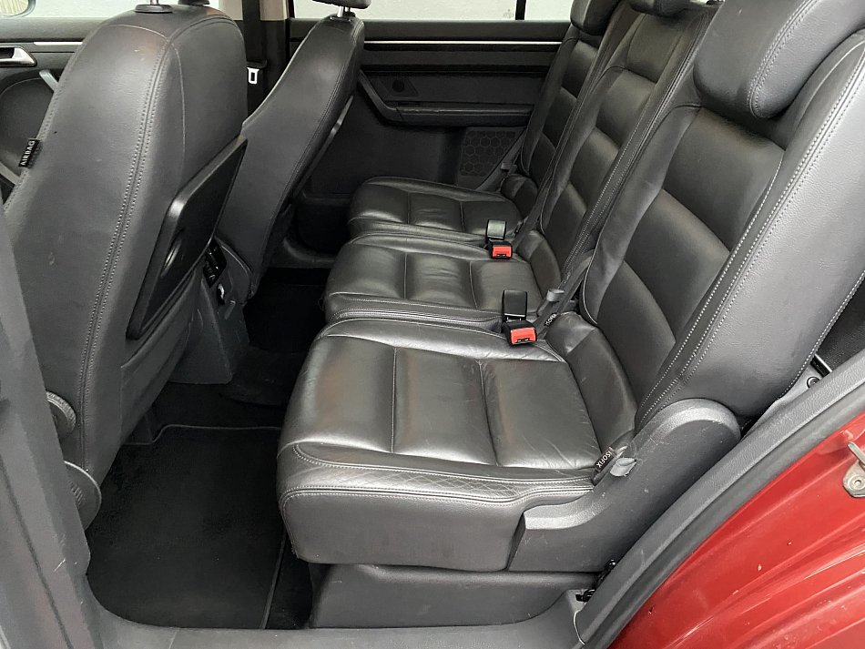 Volkswagen Touran 2.0 TDi Highline