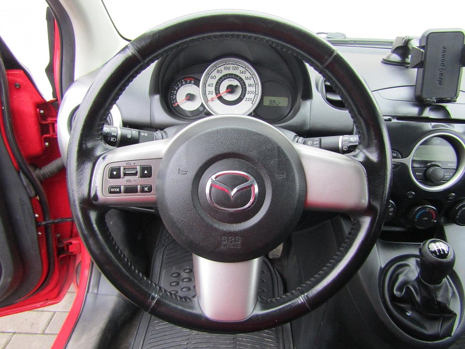 Mazda 2 1.4i 