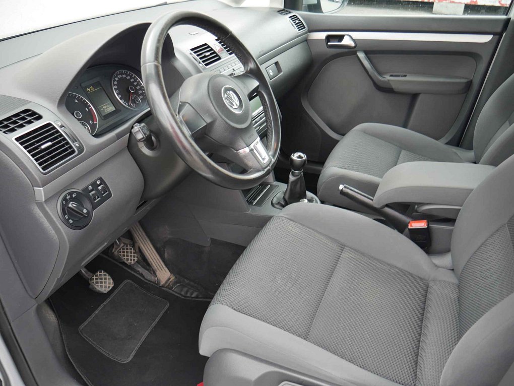 Volkswagen Touran 1.6TDi 
