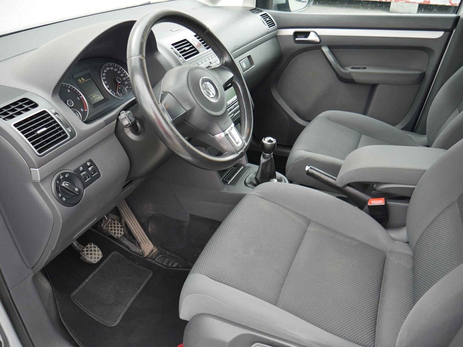 Volkswagen Touran 1.6TDi 