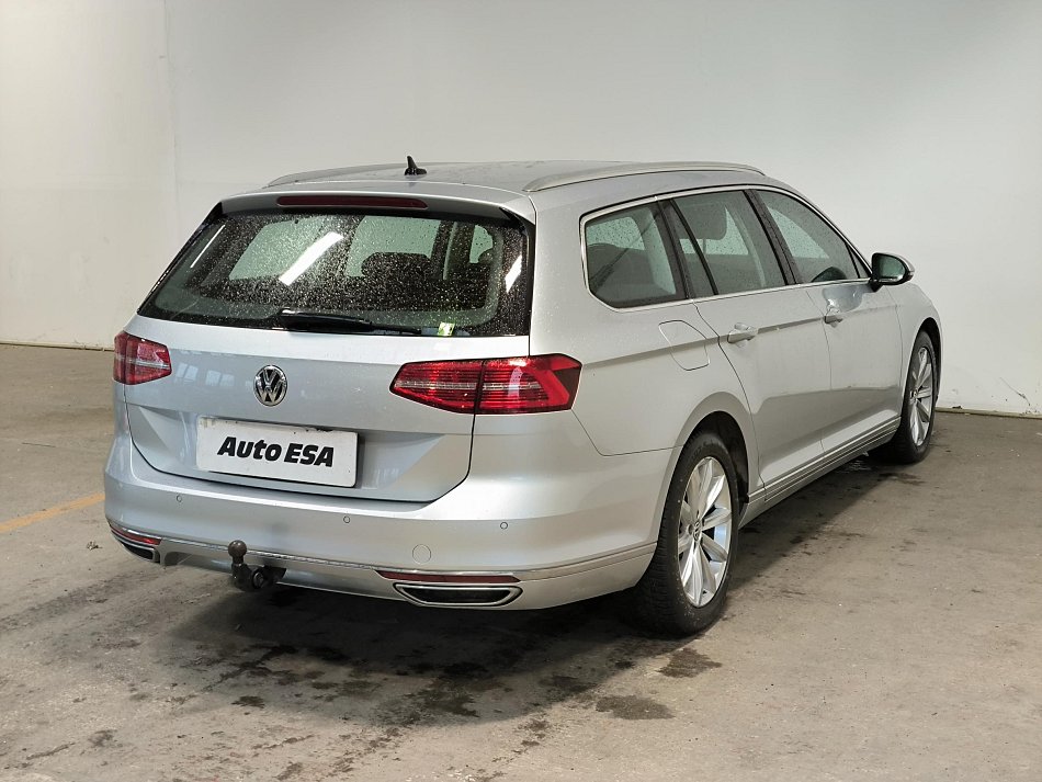 Volkswagen Passat 2.0 TDi Highline 4X4