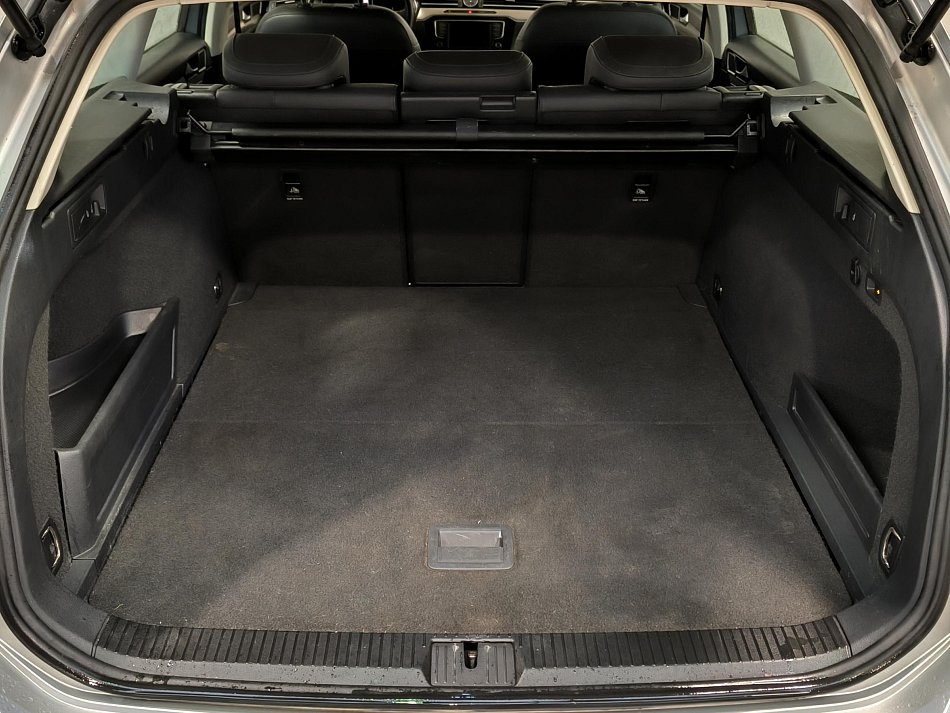 Volkswagen Passat 2.0 TDi Highline 4X4