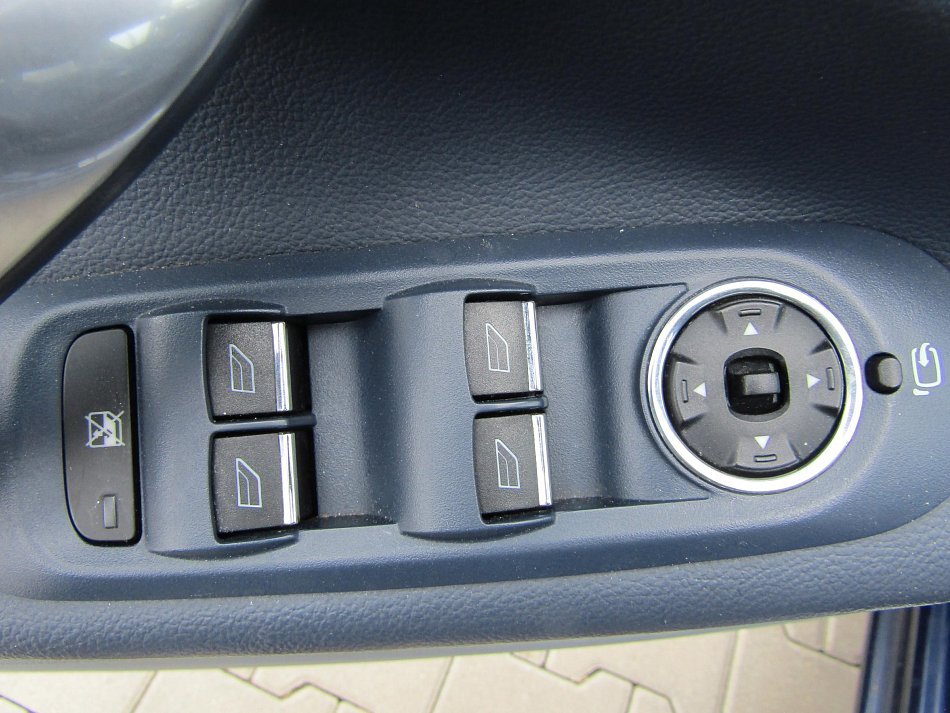 Ford Mondeo 2.5T 