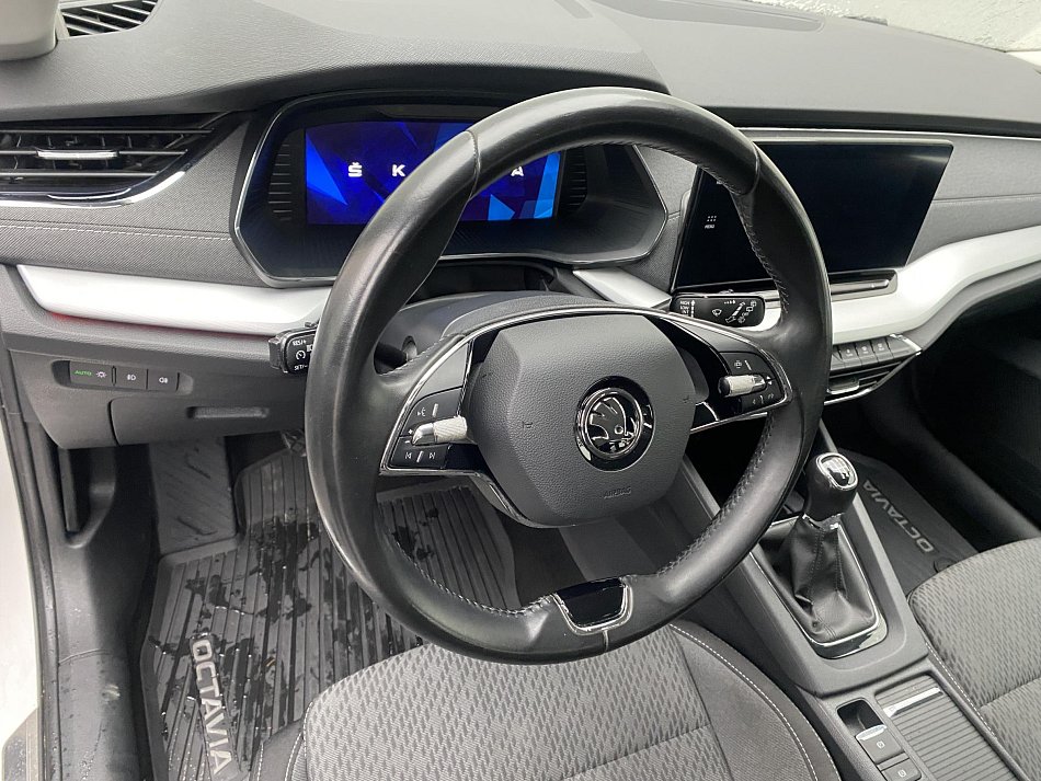 Škoda Octavia IV 1.5 TSi Style