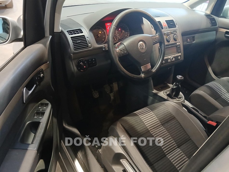 Volkswagen Touran 1.4 