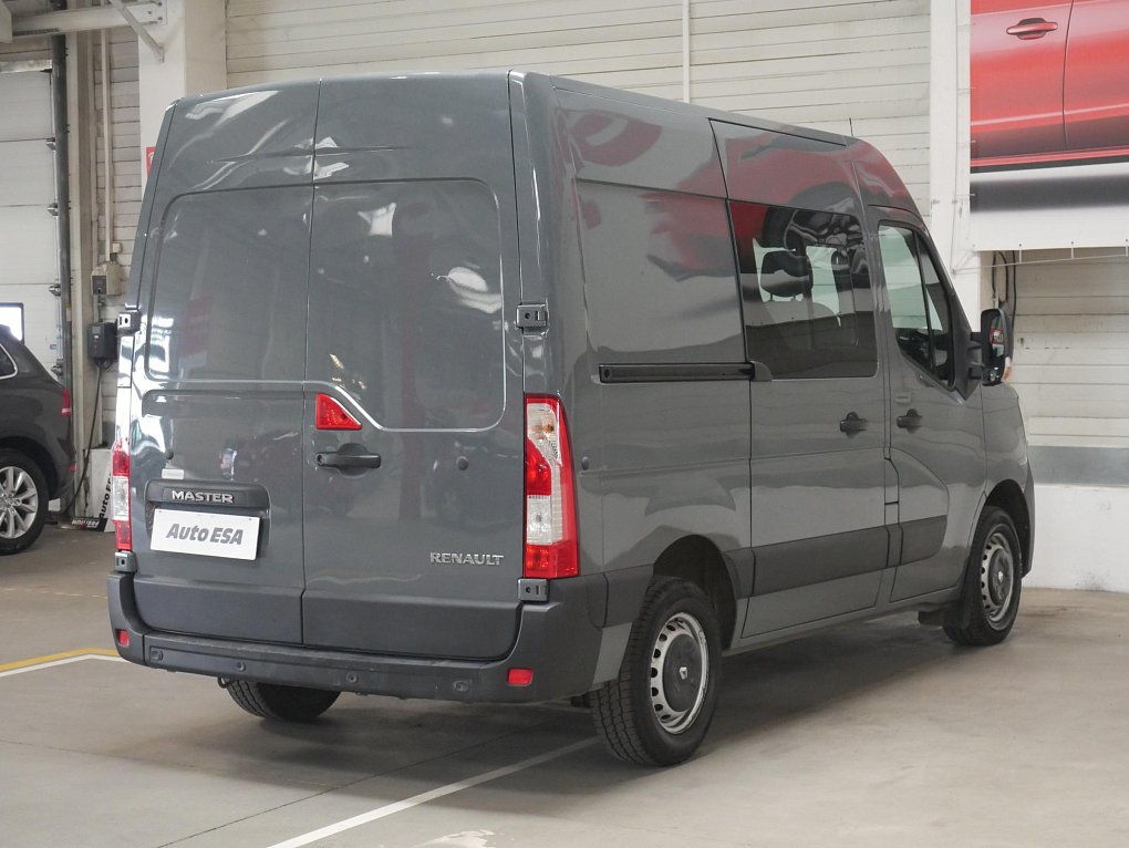 Renault Master 2.3dCi  L1H2 6míst