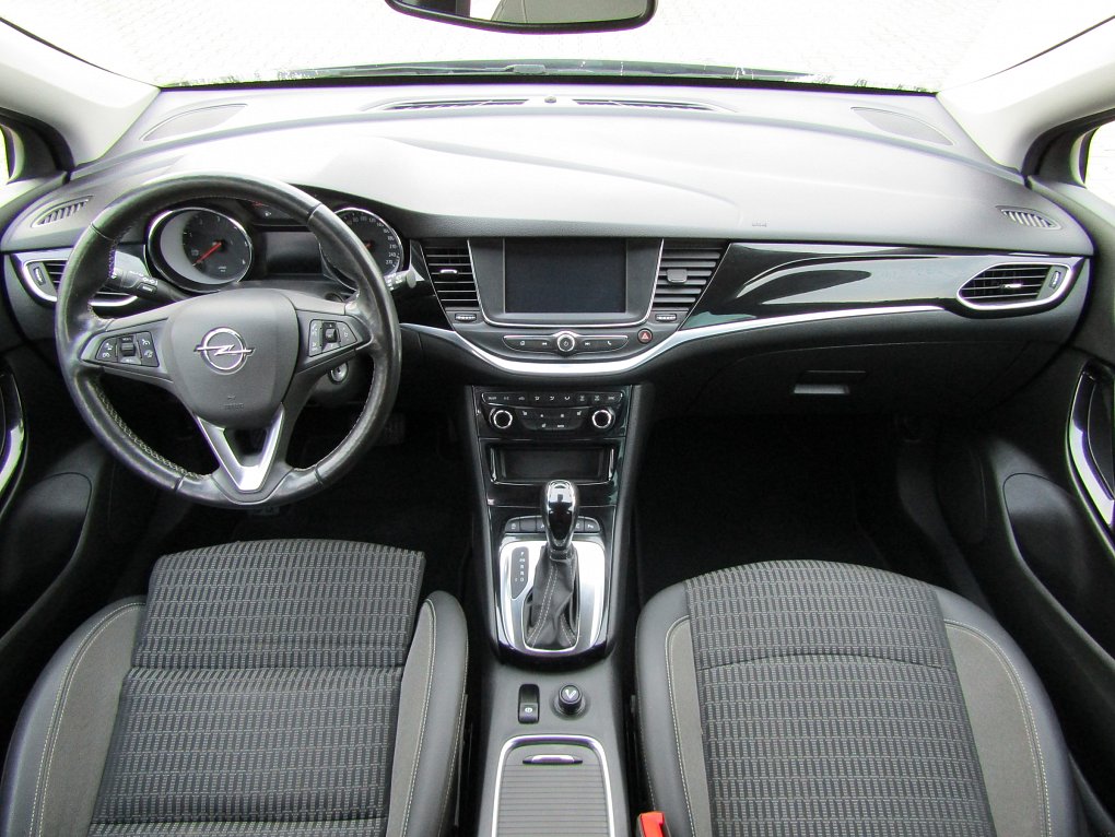 Opel Astra 1.5 CDTi 