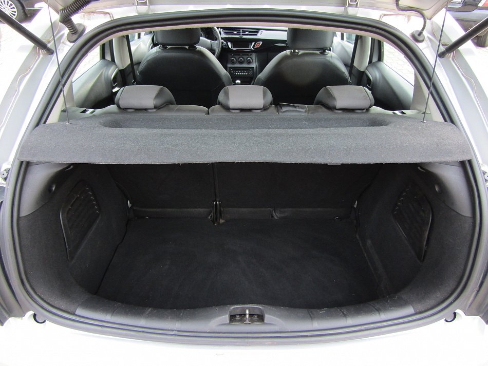 Citroën C3 1.2 i 