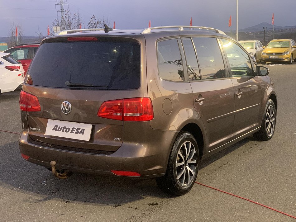 Volkswagen Touran 1.6 TDi 