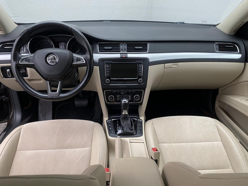 Škoda Superb II 2.0TDI Elegance 4x4