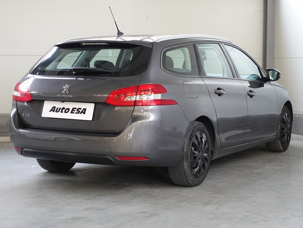 Peugeot 308 1.5 HDi 